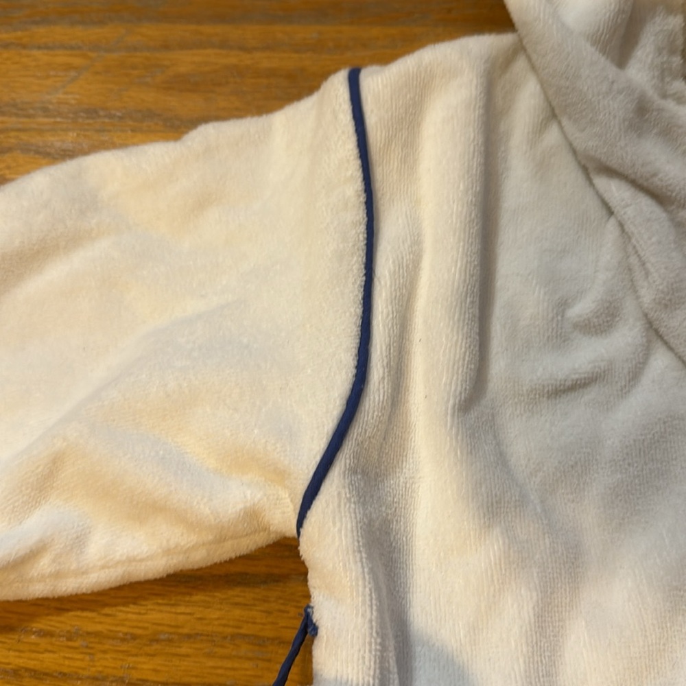 Beach Robe for boys. - Picture 5 of 7